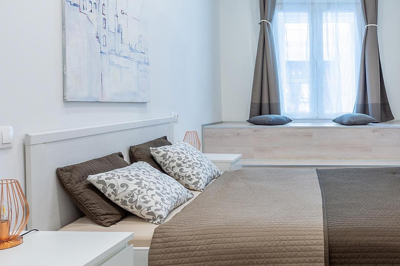 Goldcentral Apartment Dob 부다페스트 외부 사진